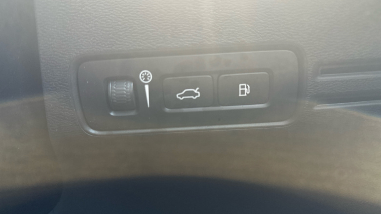 Volvo Xc40 1.5 T5 Recharge PHEV Inscription Pro 5dr Auto Estate